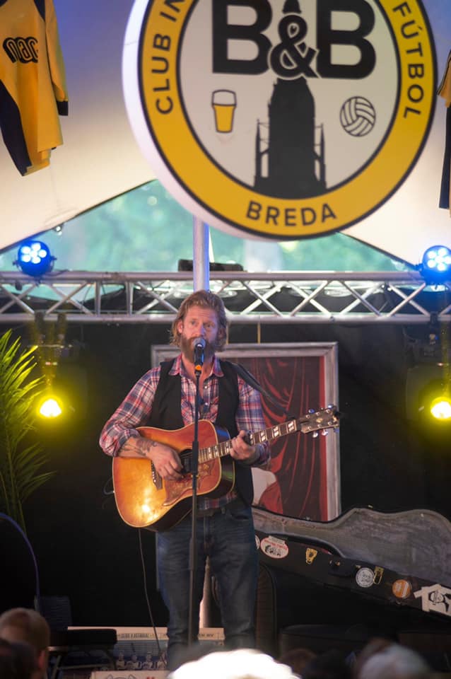 B & B 2019